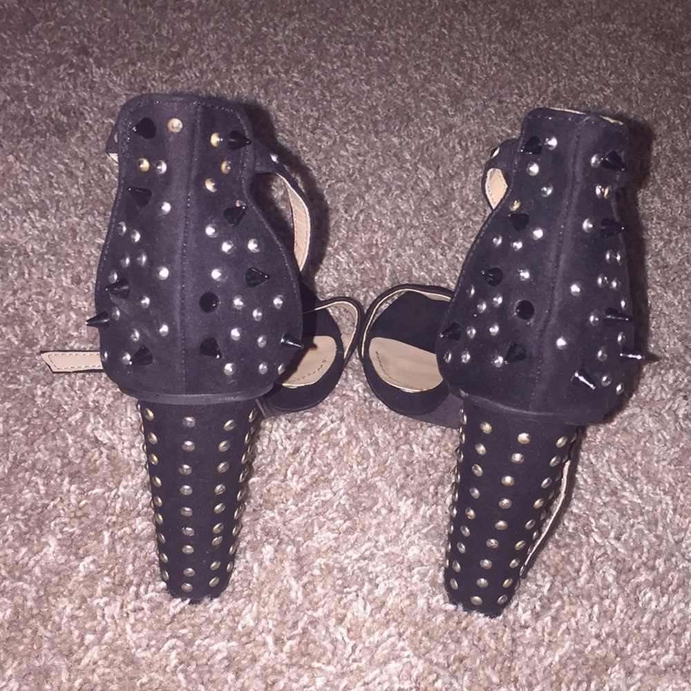 Zara - Picture 3 of 8